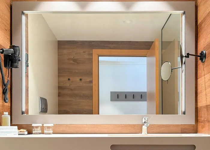 Golden Bahia De Tossa & Spa 4* Sup. Tossa de Mar